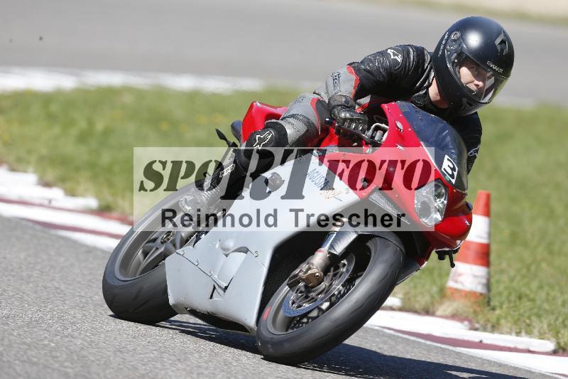 /Archiv-2025/48 25.08.2025 Cornu Master School ADR/gruen-vert/3